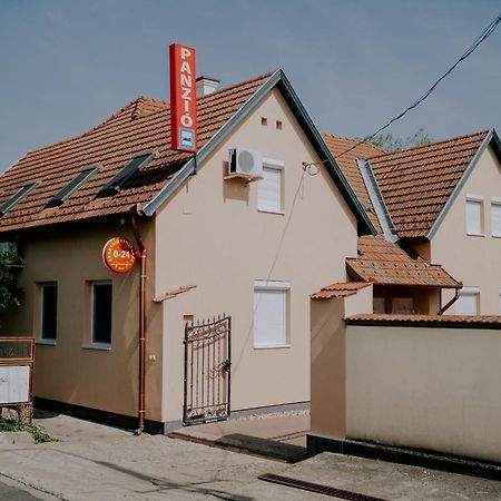 Aranyhíd Vendégház Makó Exterior foto